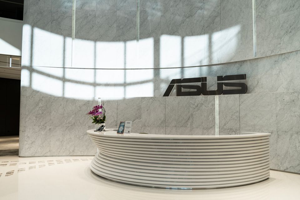 ASUS HQ Lobby front desk